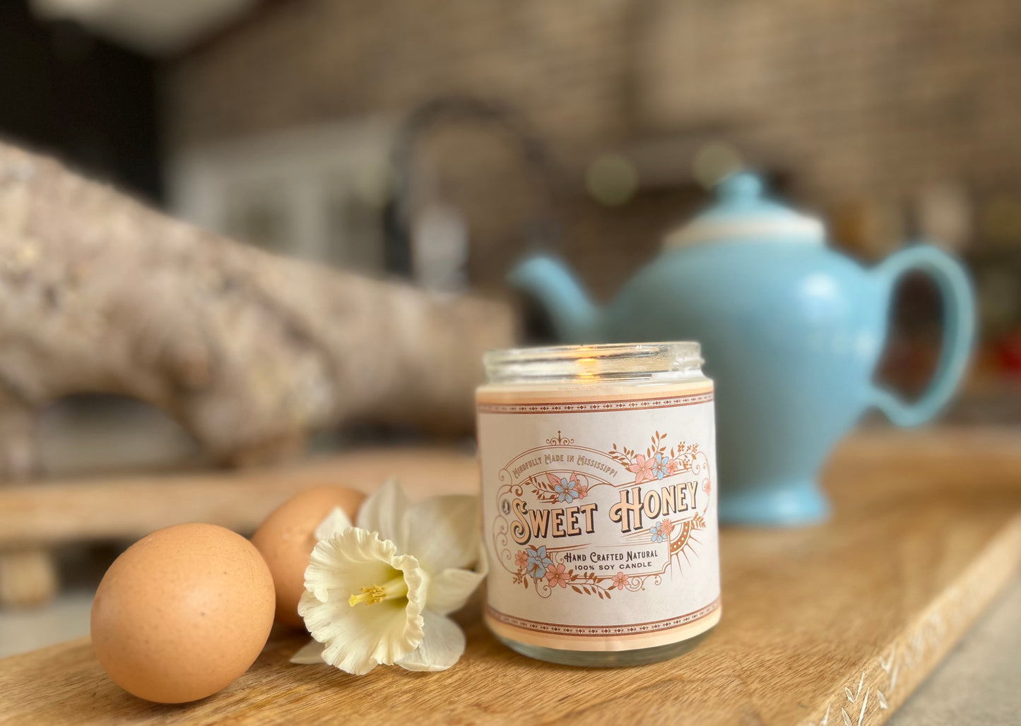 Sweet Honey Scented Candle